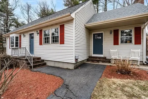 4 Joanne Street Merrimack NH 03054