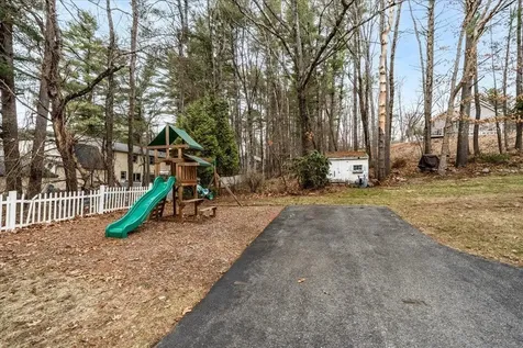 4 Joanne Street Merrimack NH 03054