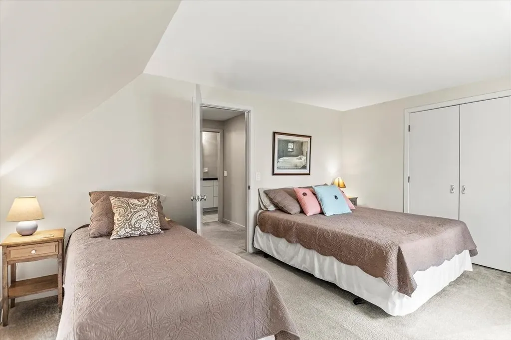 32 Eagle Nest Road Manchester VT 05255