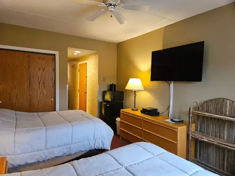 48 Cooper Memorial Drive Lincoln NH 03251