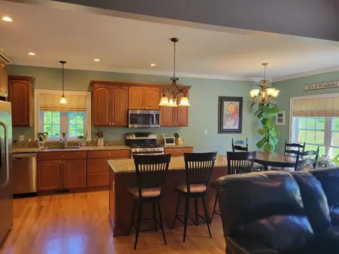 7 Harvest Road Windham NH 03087