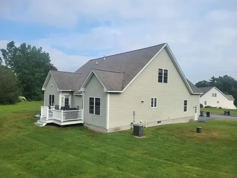 7 Harvest Road Windham NH 03087