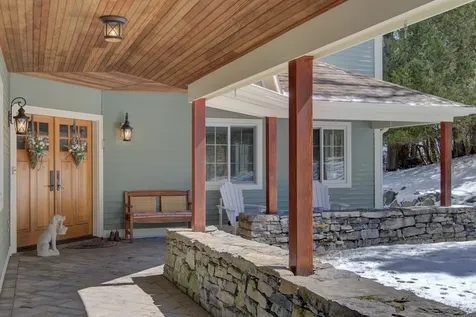 25 Cavendish Cove South Hero VT 05486