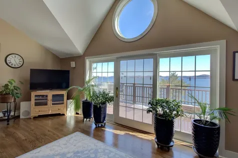 25 Cavendish Cove South Hero VT 05486