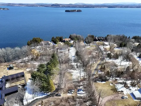 25 Cavendish Cove South Hero VT 05486