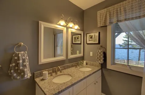 25 Cavendish Cove South Hero VT 05486