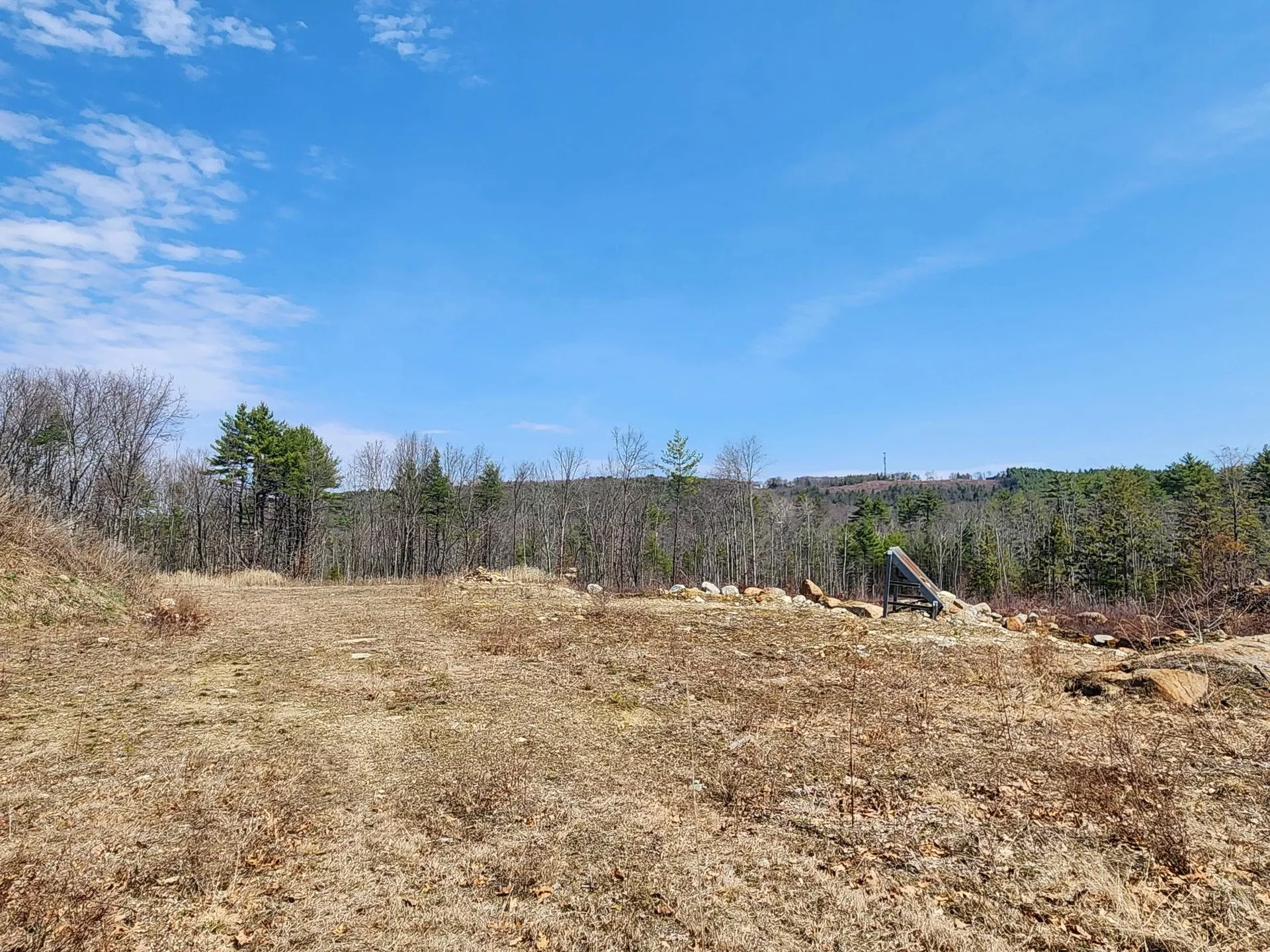 455 (39-4) Maple Street Hopkinton NH 03229