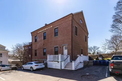 348 Maplewood Avenue Portsmouth NH 03801