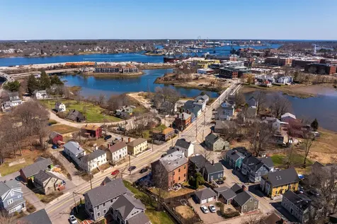 348 Maplewood Avenue Portsmouth NH 03801