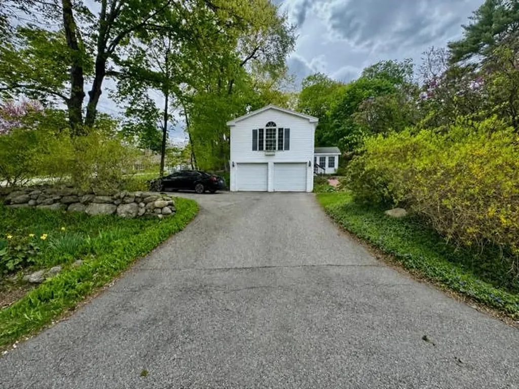 250 Joppa Hill Road Bedford NH 03110
