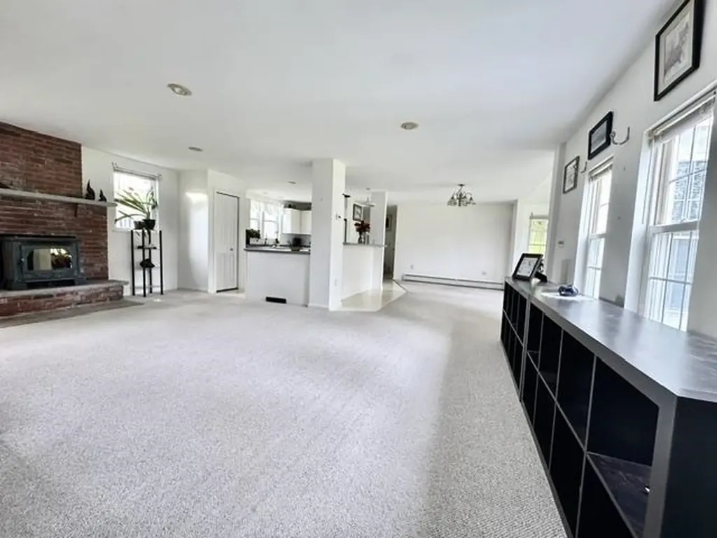 250 Joppa Hill Road Bedford NH 03110