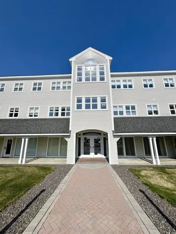 50 Nashua Road Londonderry NH 03053