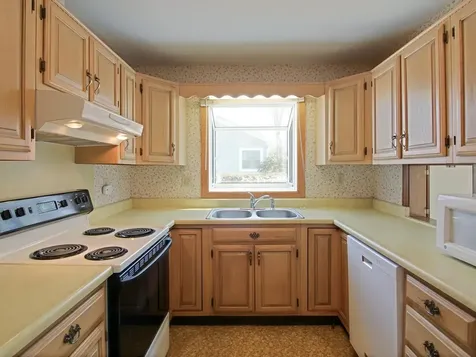 112 Abnaki Avenue Essex Junction VT 05452