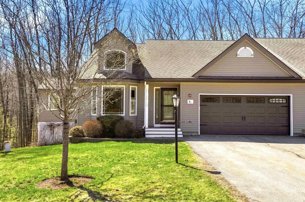 8 Indian Hill Road Derry NH 03038