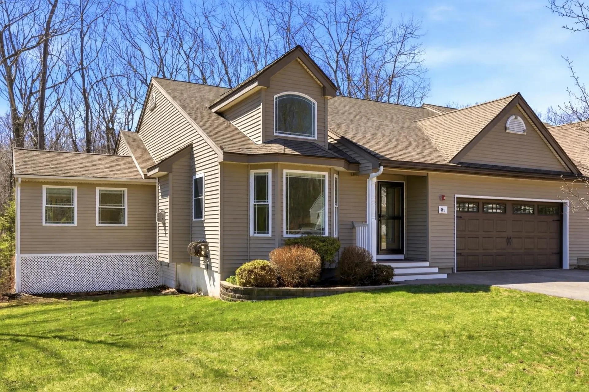 8 Indian Hill Road Derry NH 03038