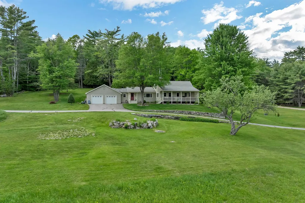 25 Elliot Road Center Harbor NH 03226