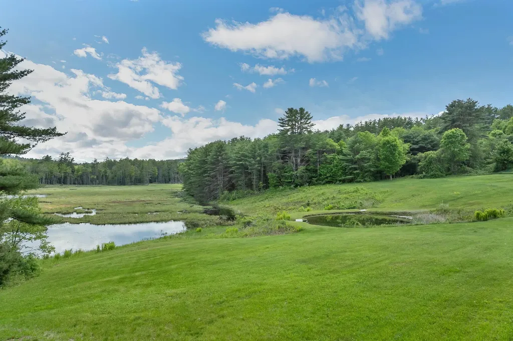 25 Elliot Road Center Harbor NH 03226