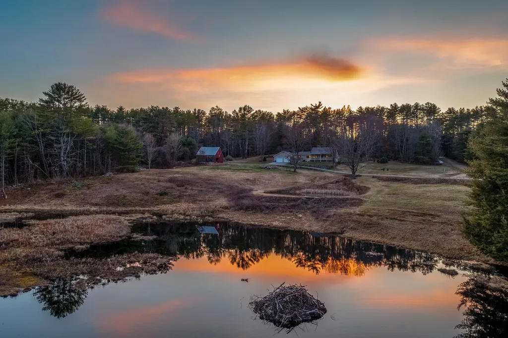 25 Elliot Road Center Harbor NH 03226