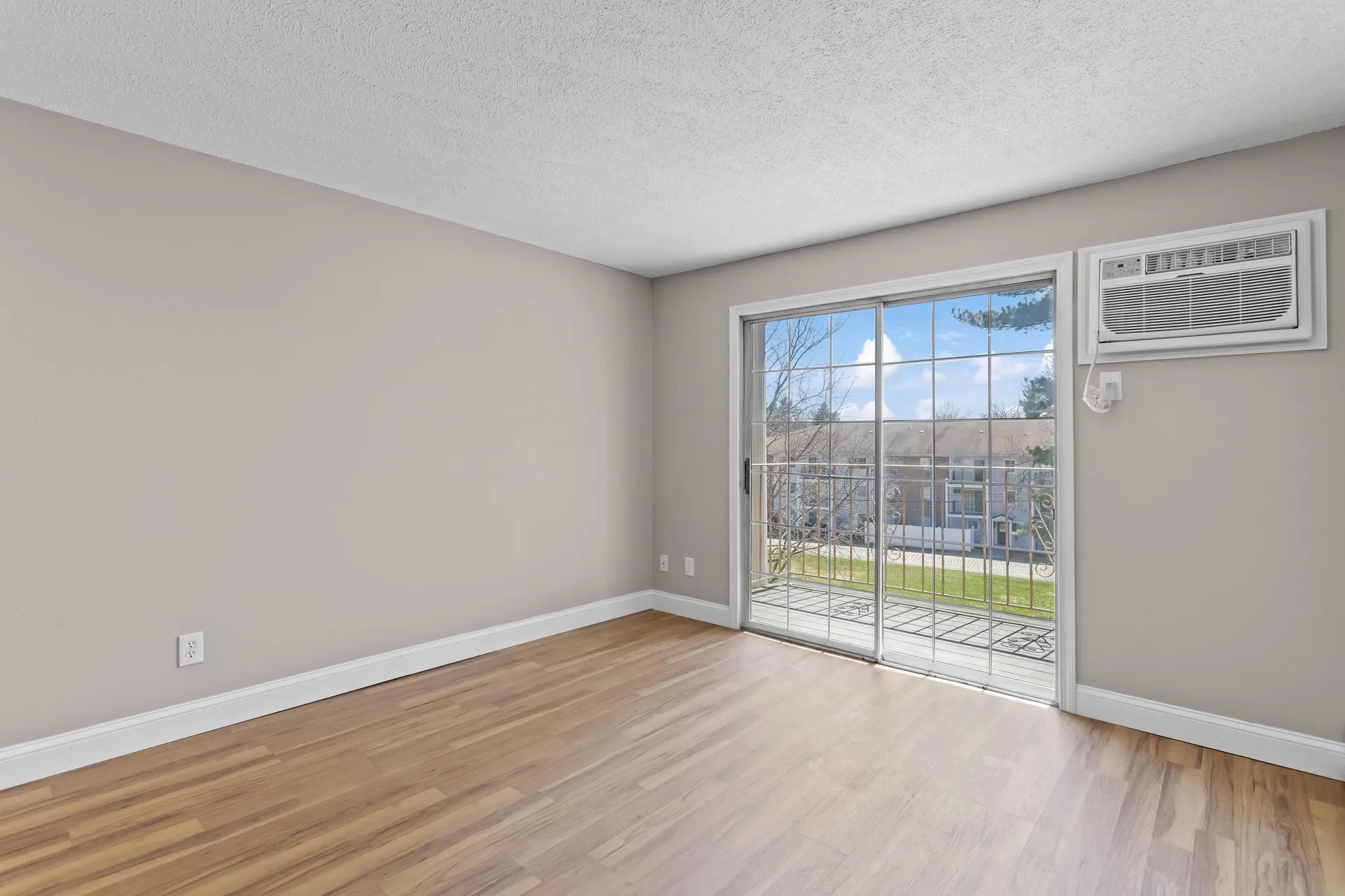 379 Huse Road Manchester NH 03103