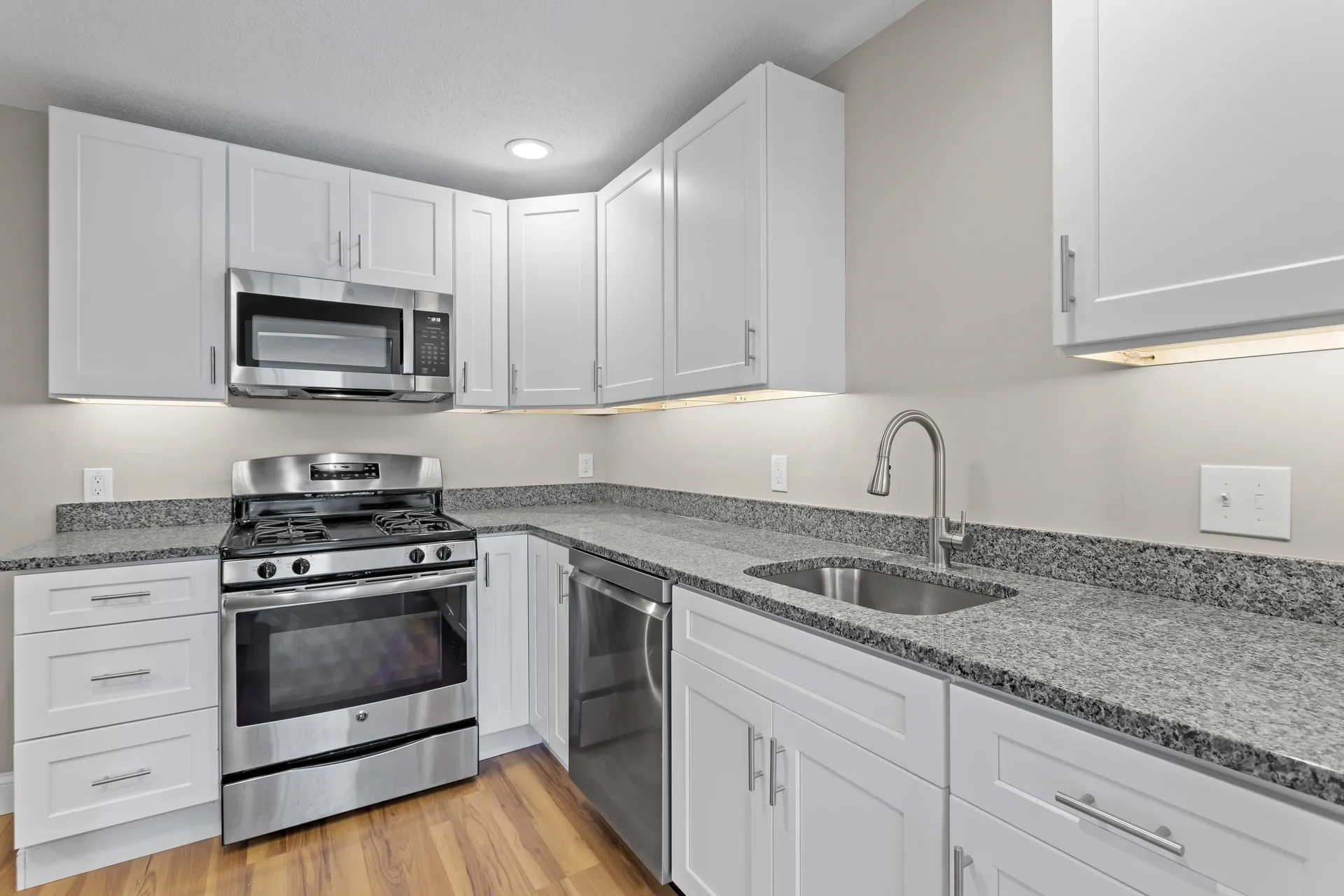379 Huse Road Manchester NH 03103