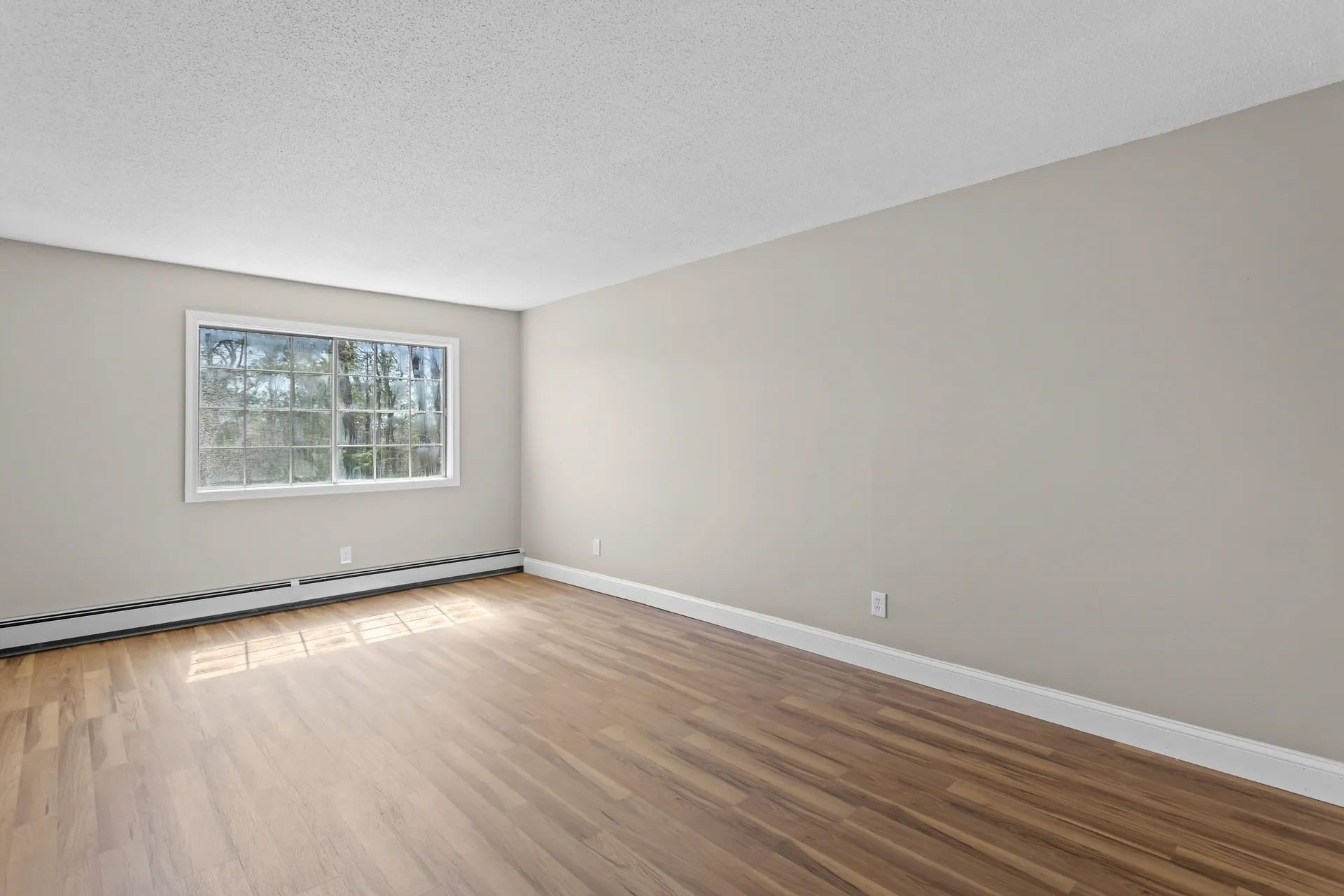 379 Huse Road Manchester NH 03103