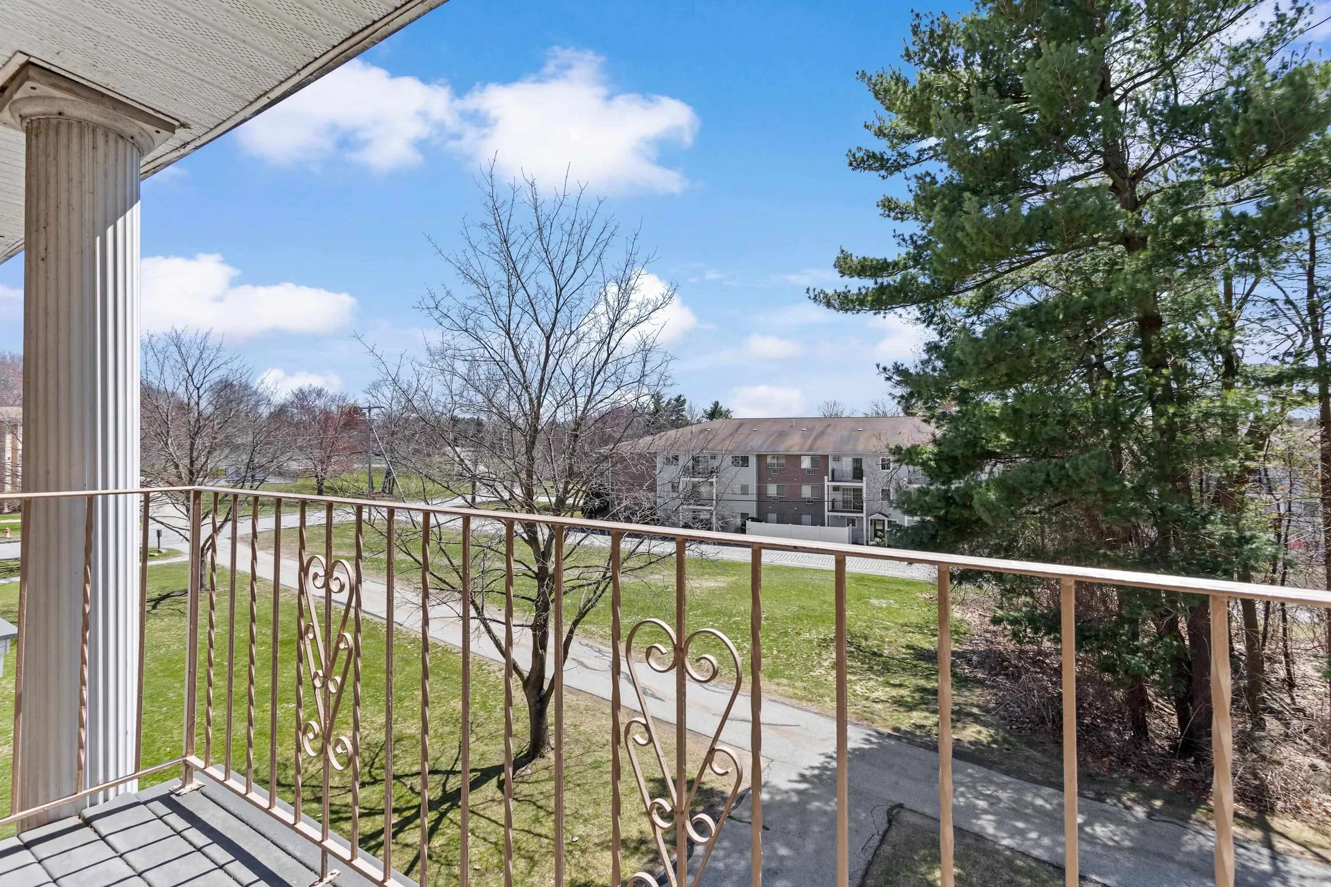 379 Huse Road Manchester NH 03103