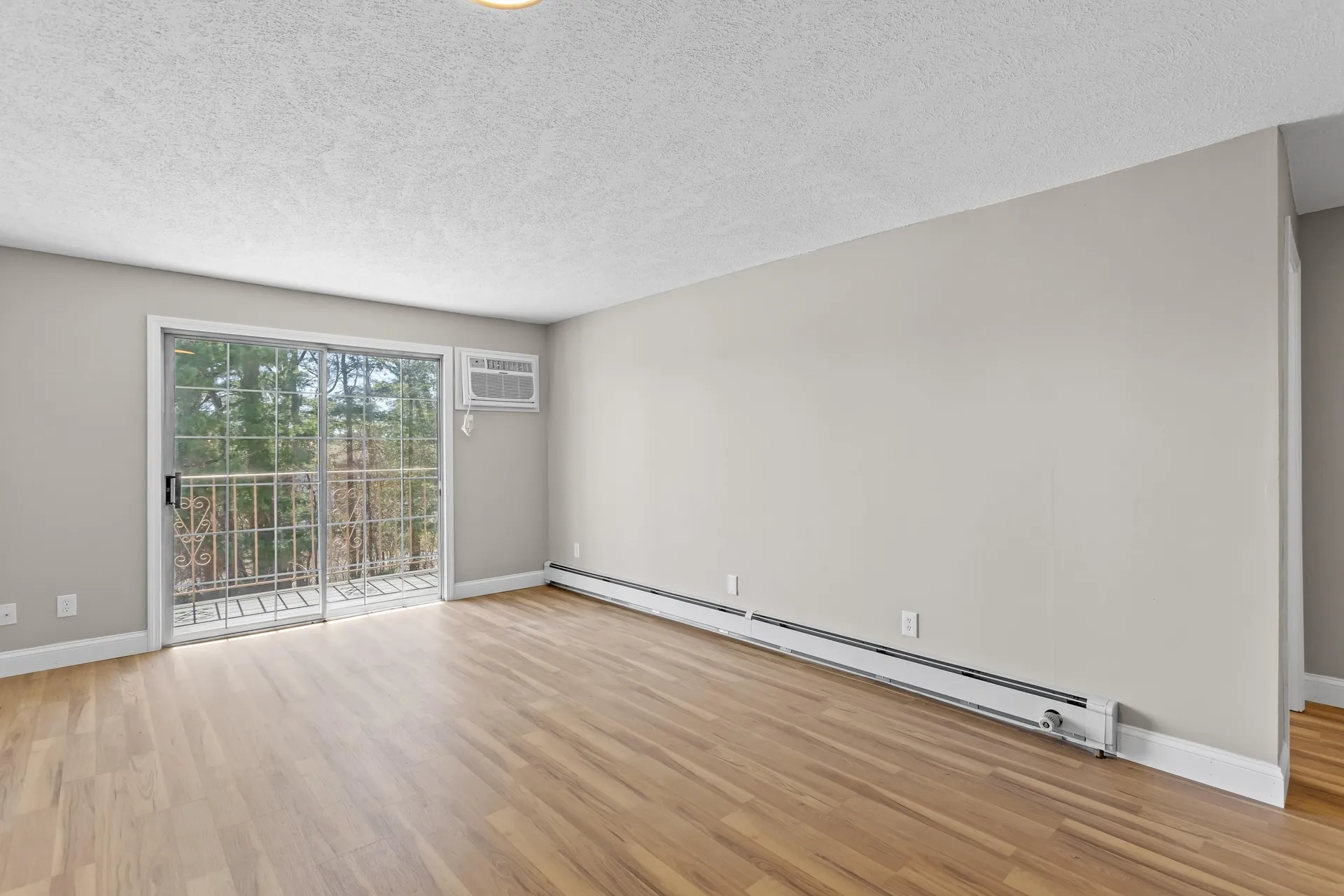 379 Huse Road Manchester NH 03103