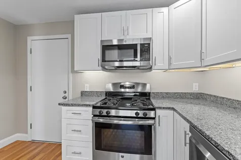 379 Huse Road Manchester NH 03103