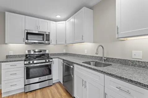 379 Huse Road Manchester NH 03103