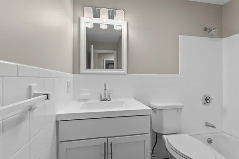 379 Huse Road Manchester NH 03103