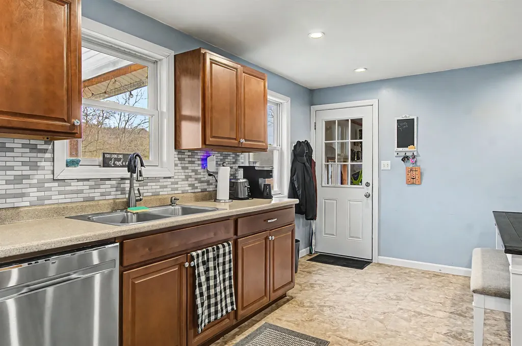 423 Highgate Road Highgate VT 05459