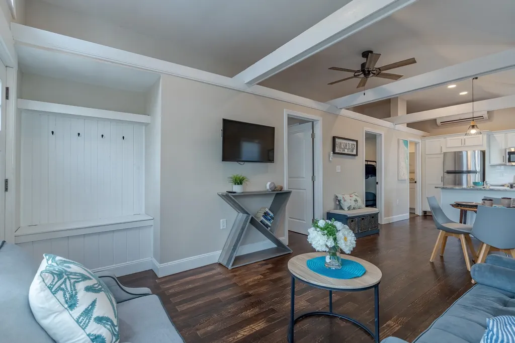 17 Kentville Terrace Hampton NH 03842