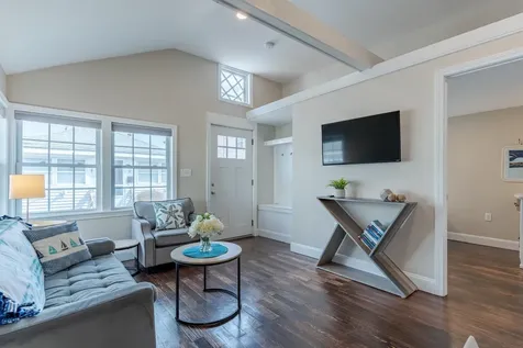 17 Kentville Terrace Hampton NH 03842