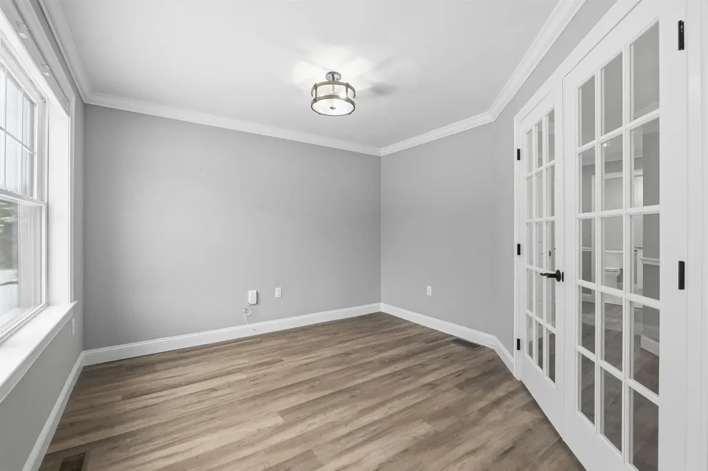 17 Millstone Drive Northfield NH 03276