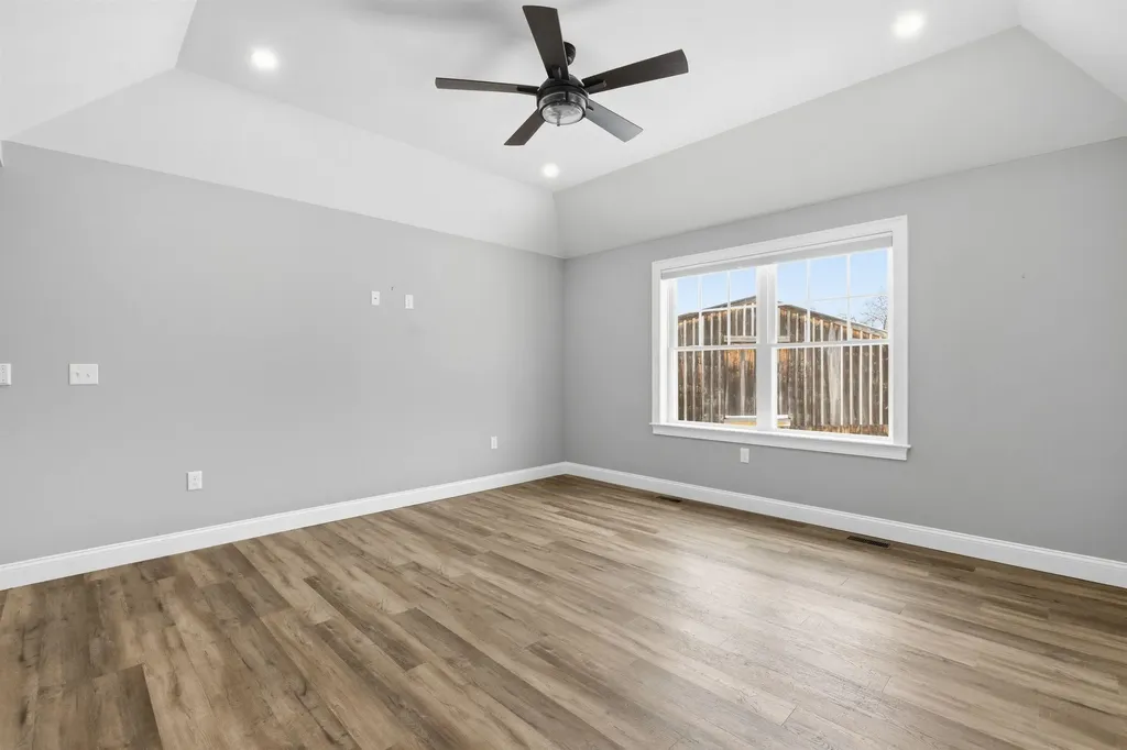 17 Millstone Drive Northfield NH 03276