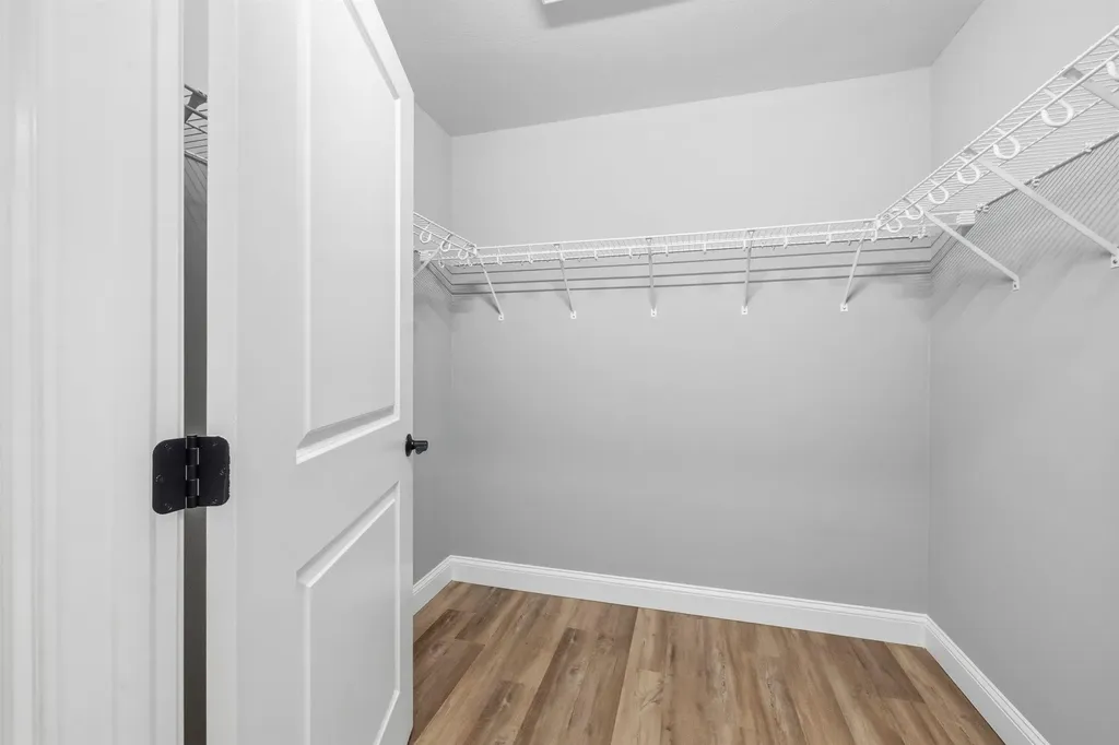 17 Millstone Drive Northfield NH 03276