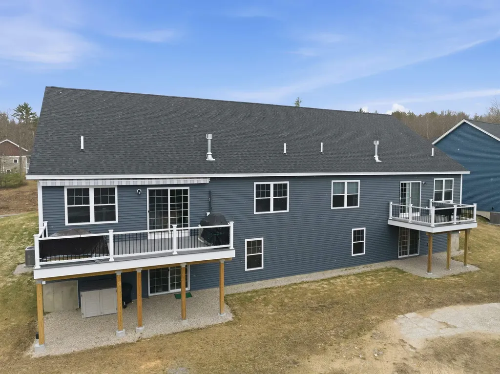 17 Millstone Drive Northfield NH 03276