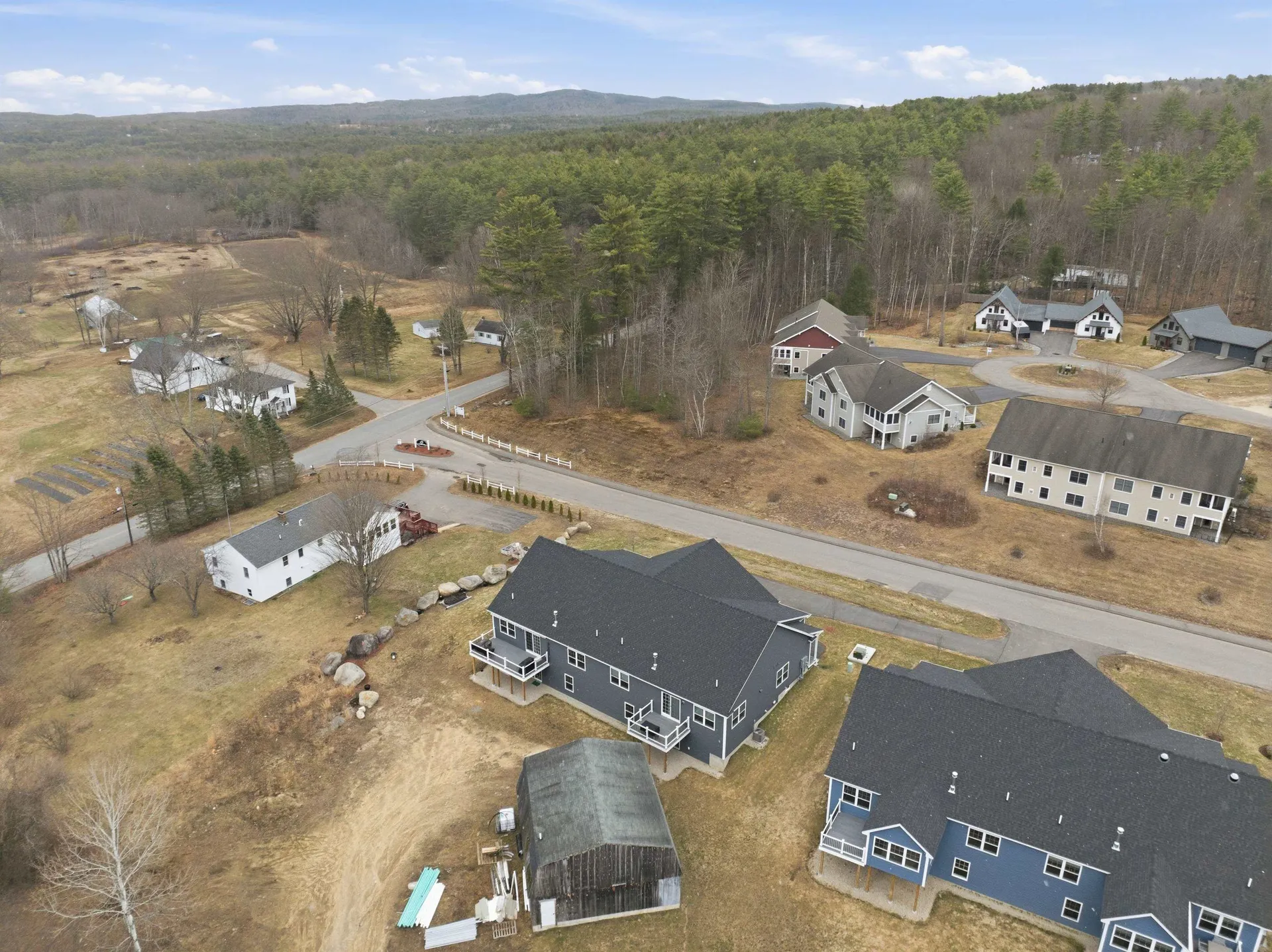 17 Millstone Drive Northfield NH 03276