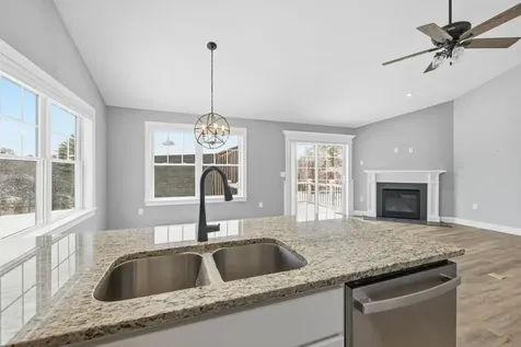 17 Millstone Drive Northfield NH 03276