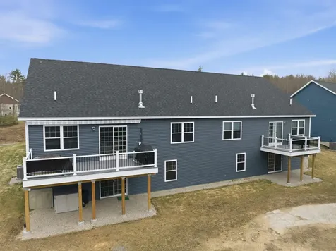 17 Millstone Drive Northfield NH 03276