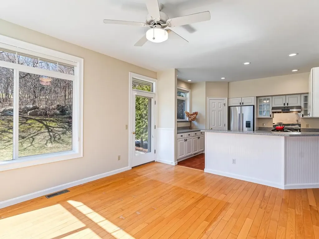 213 Park Road South Burlington VT 05403