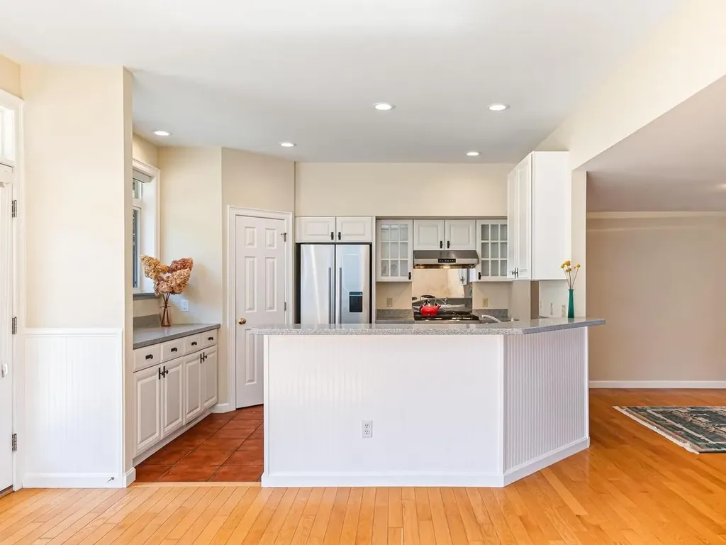 213 Park Road South Burlington VT 05403