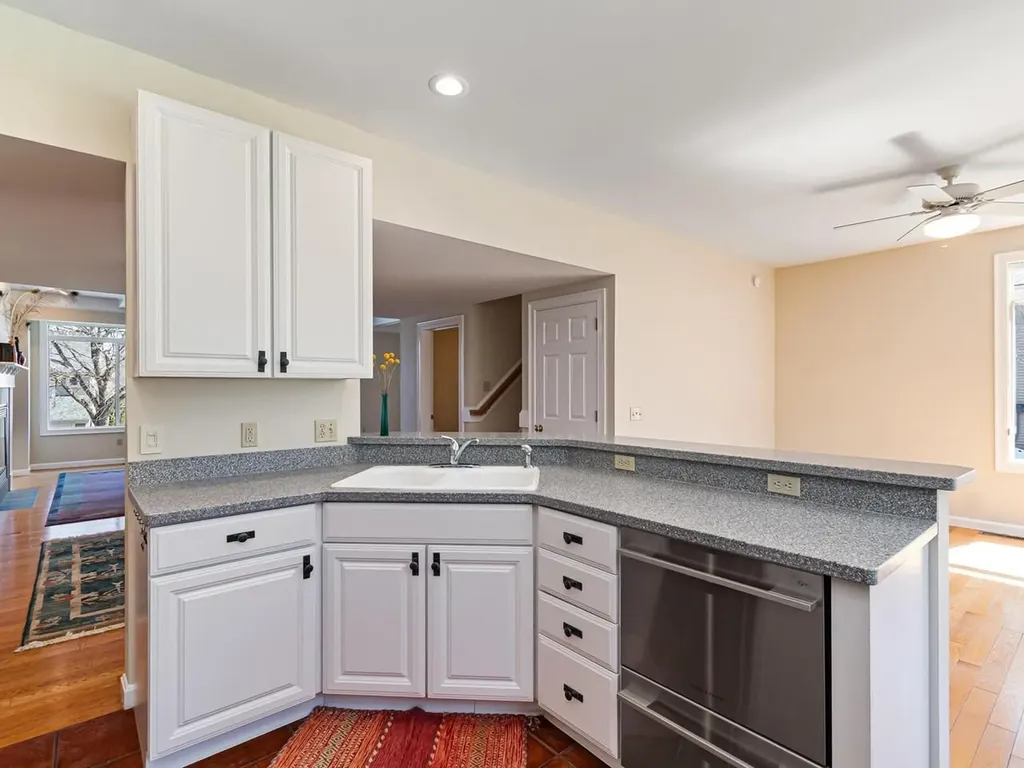 213 Park Road South Burlington VT 05403