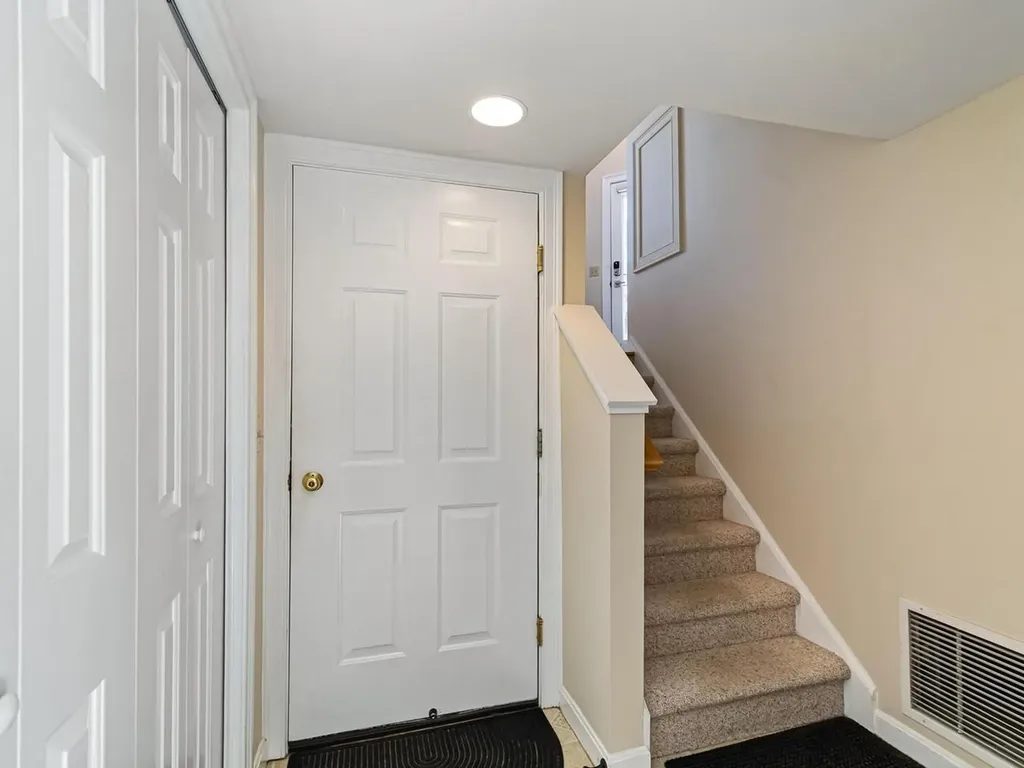 213 Park Road South Burlington VT 05403