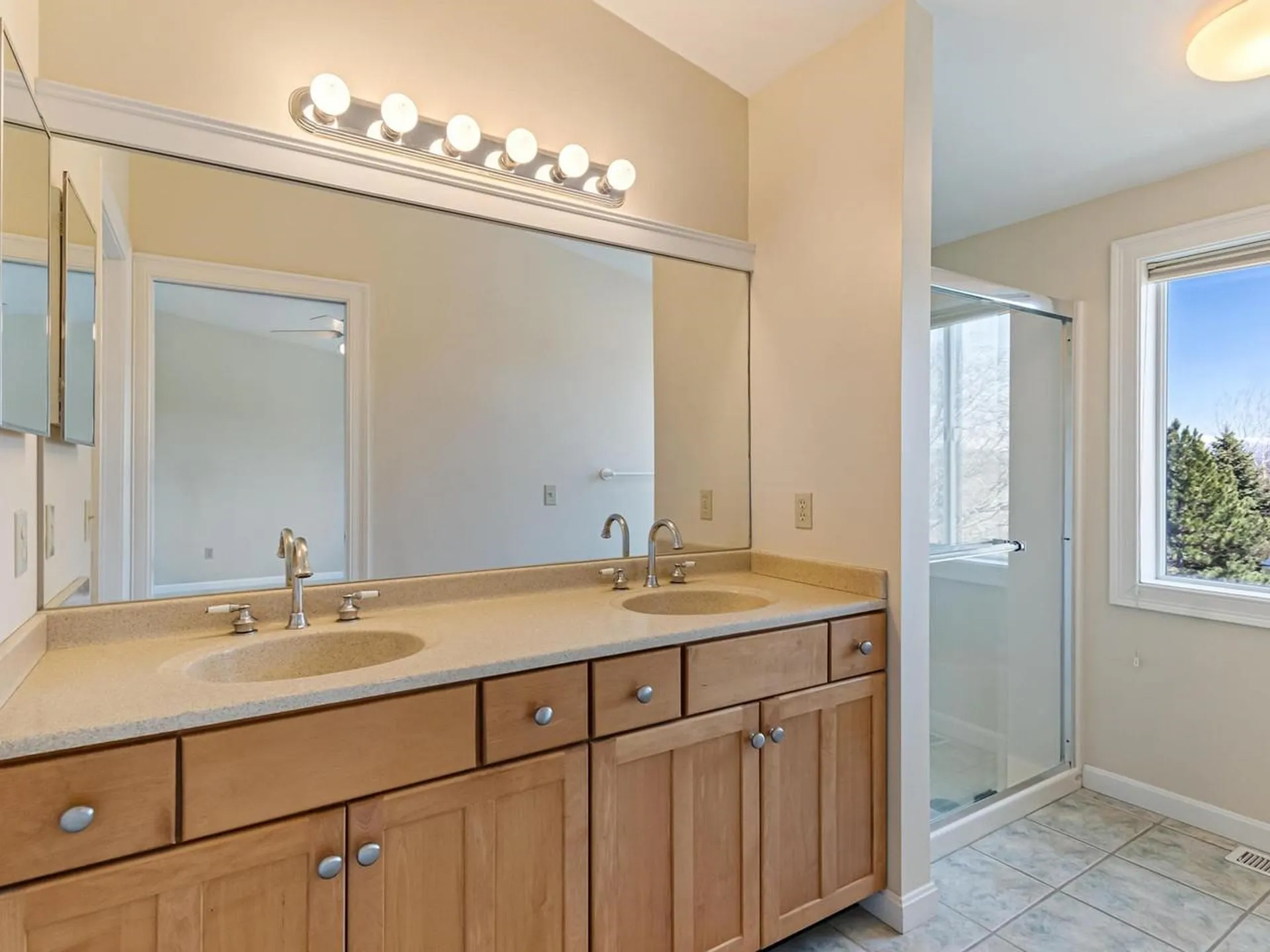 213 Park Road South Burlington VT 05403