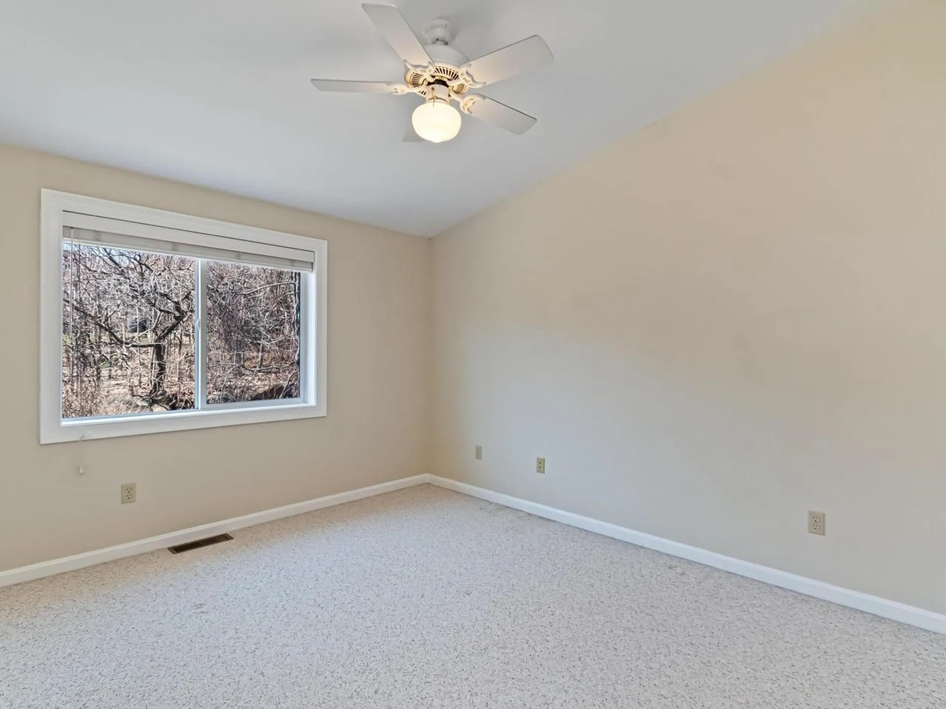 213 Park Road South Burlington VT 05403