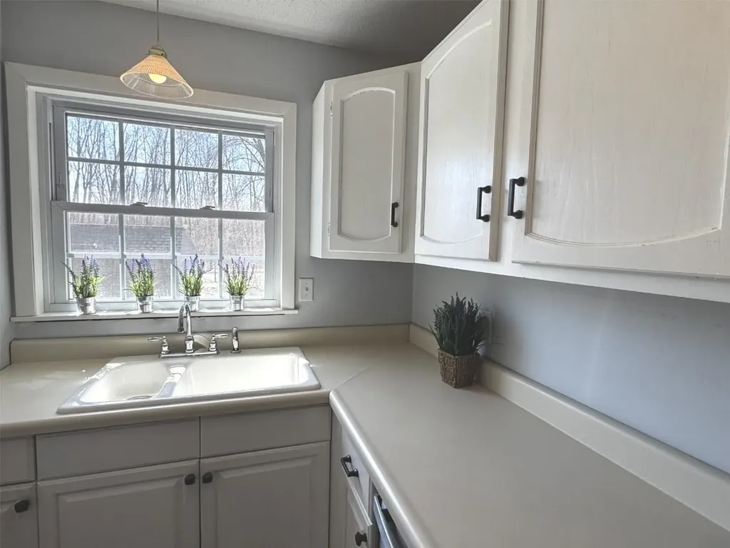 13 Sugartree Lane Essex Junction VT 05452