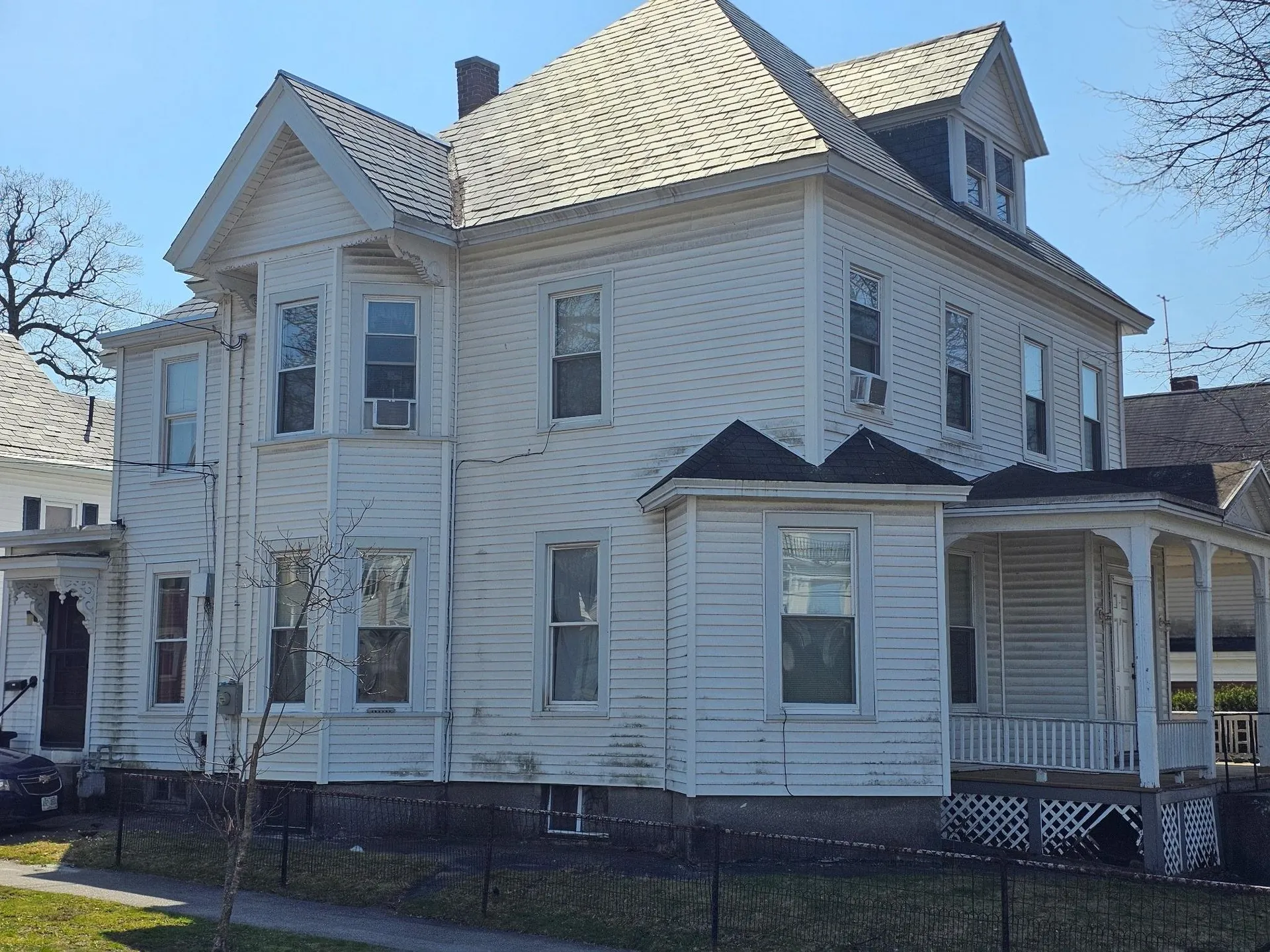 19 Orange Street Nashua NH 03064