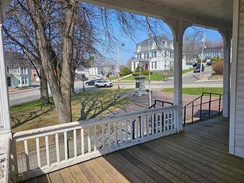 19 Orange Street Nashua NH 03064