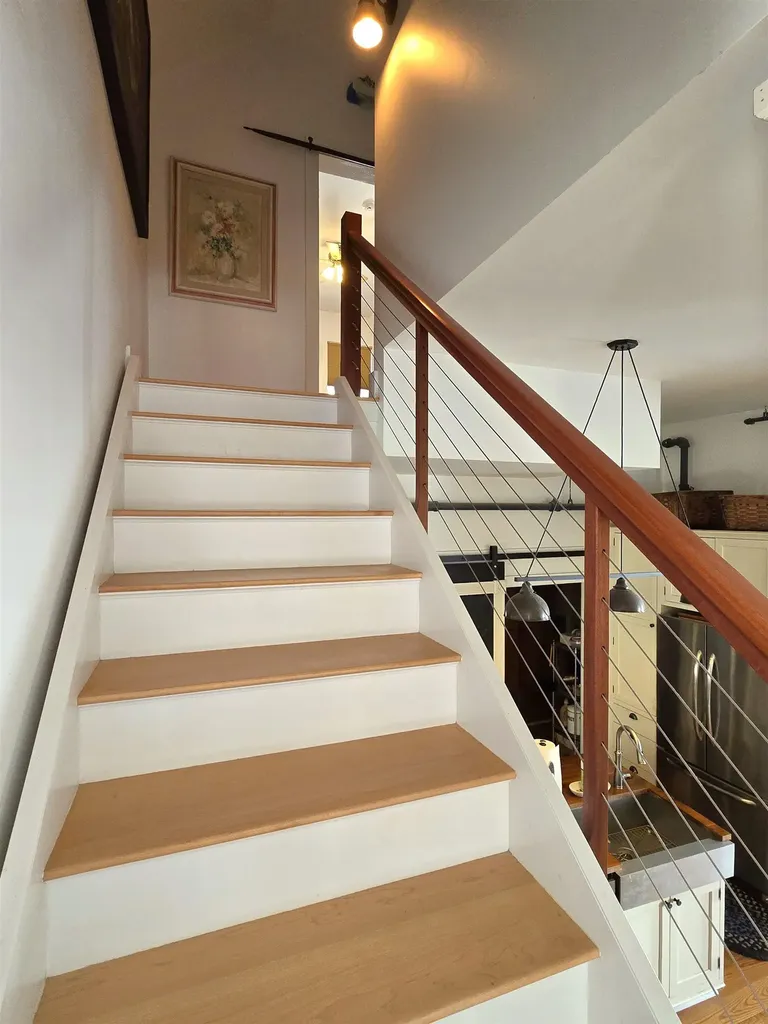 13 Kimball Hill Putney VT 05346